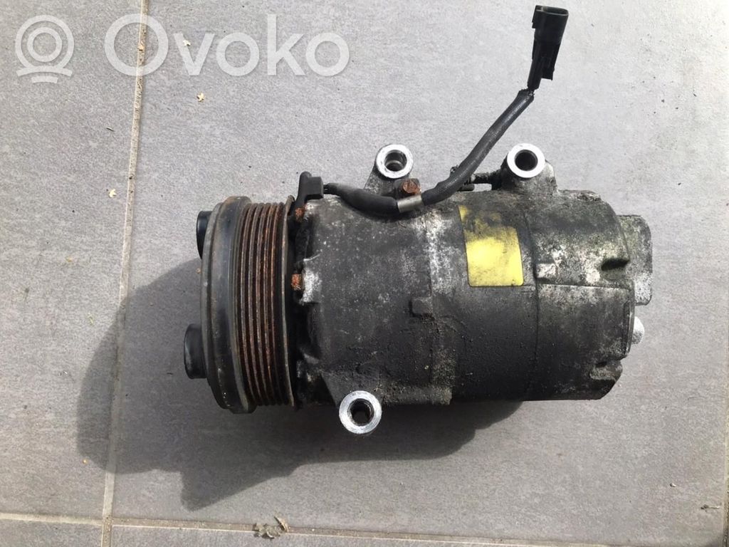 Ford Focus Ilmastointilaitteen kompressorin pumppu (A/C) 
