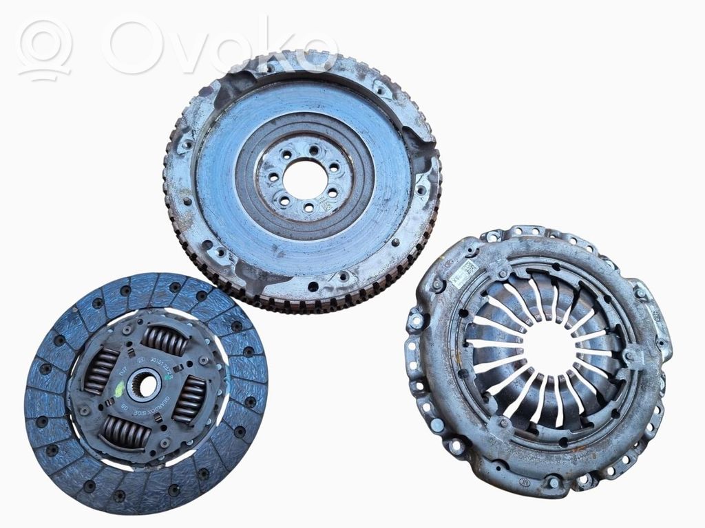 Renault Clio IV Kit d'embrayage 