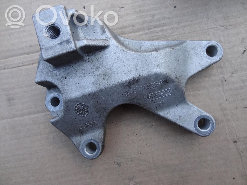 Ford Focus Support de boîte de vitesses 