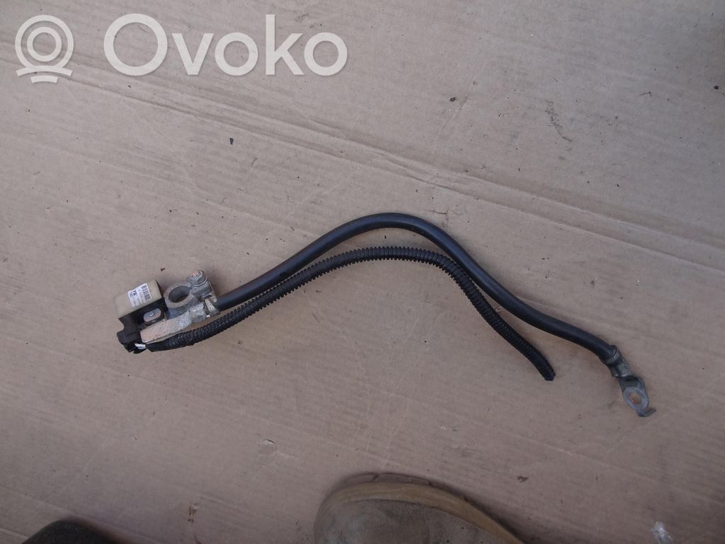 Ford Focus Minusinis laidas (akumuliatoriaus) 