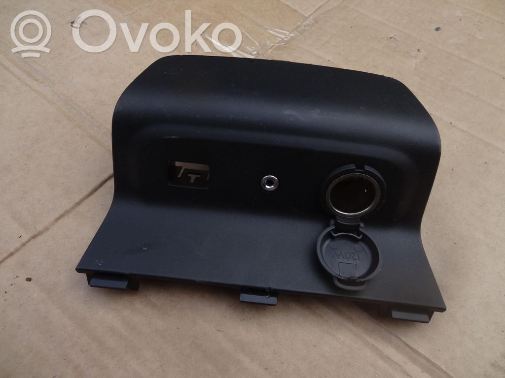 Citroen C3 12 V Socket (front) 