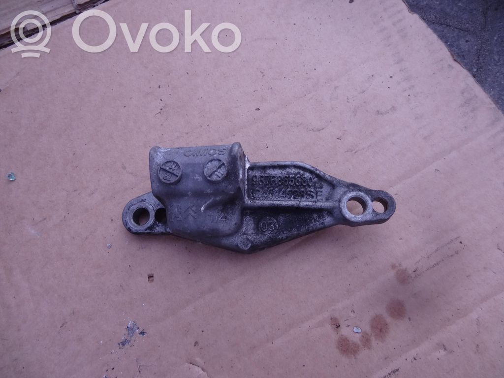 Citroen C3 Generator/alternator bracket 