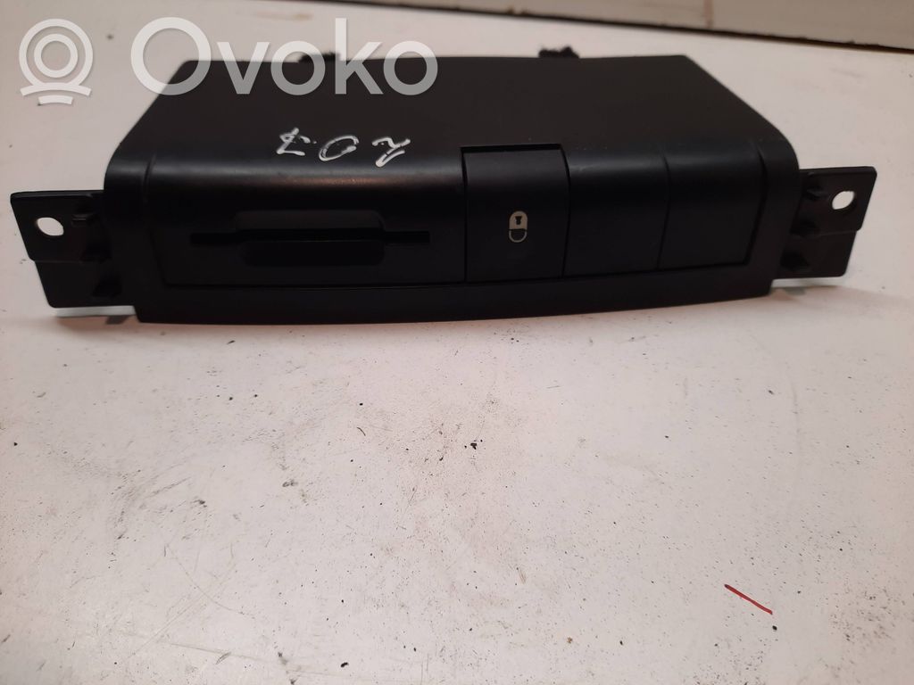 Central locking switch button   FR56713502