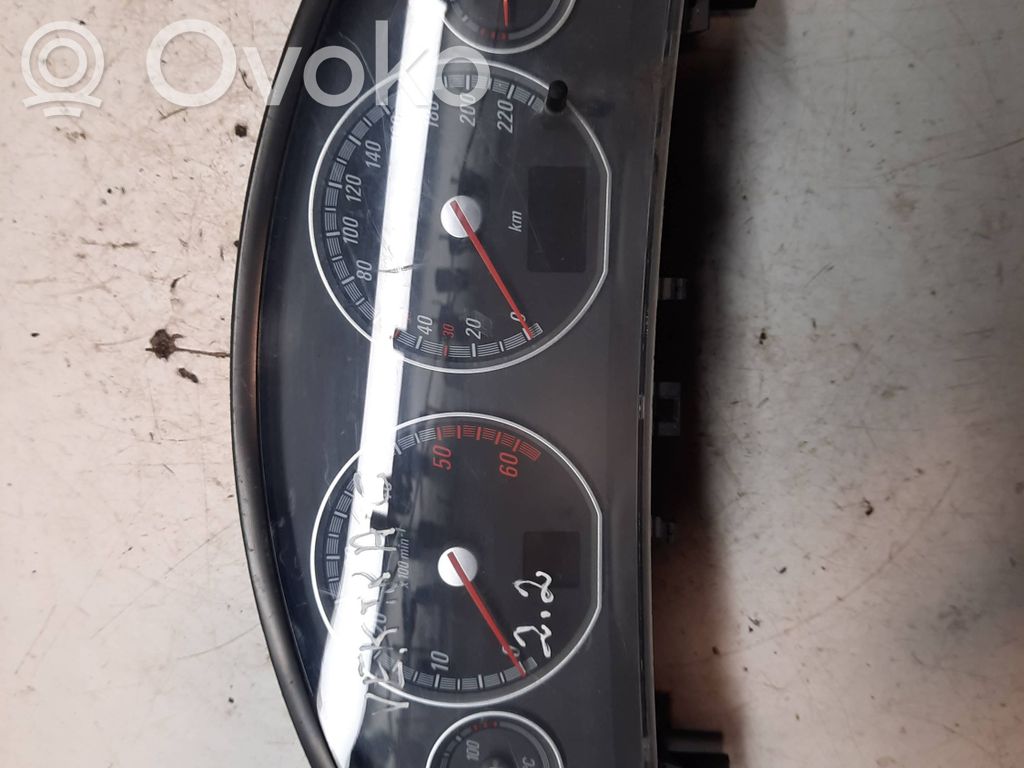 Opel Vectra C Velocímetro (tablero de instrumentos) 