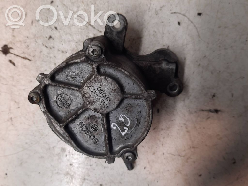 Vacuum pump   D1651C2