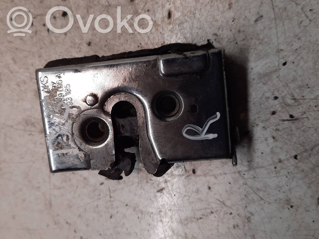 Audi 80 90 S2 B4 Takaoven lukko 