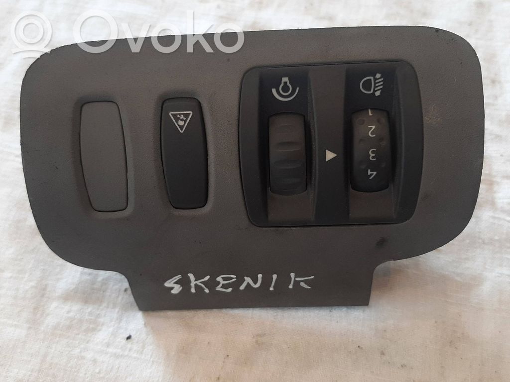 Renault Scenic II -  Grand scenic II Headlight level height control switch 