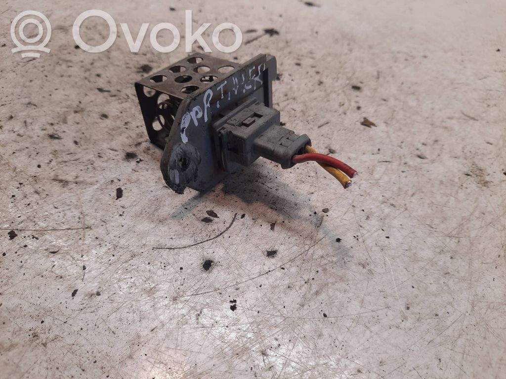 Peugeot Partner Coolant fan relay 