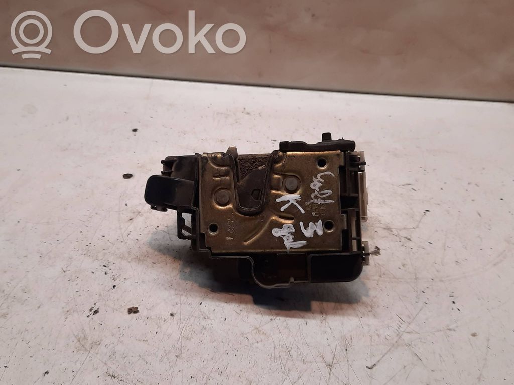 Volkswagen Golf III Takaoven lukko 