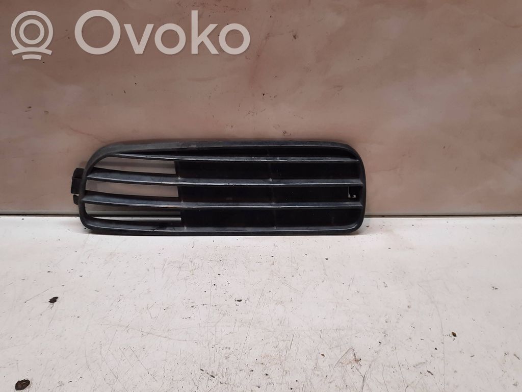 Audi 80 90 S2 B4 Front bumper lower grill 