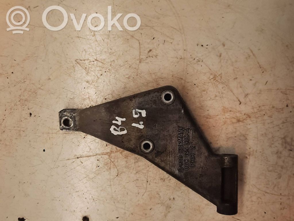 Audi 80 90 S2 B4 Engine mounting bracket 