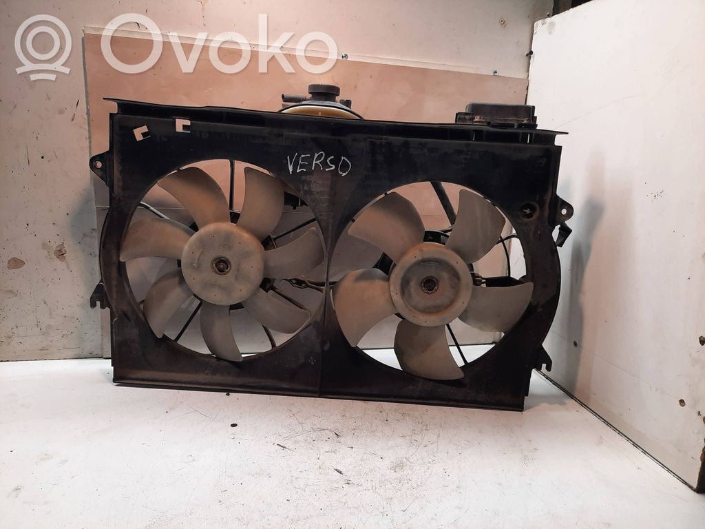 Toyota Corolla Verso E121 Lüfterzarge 