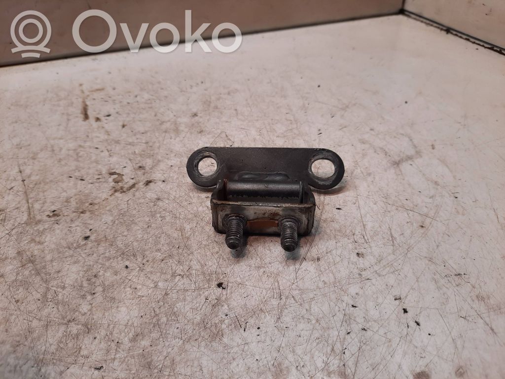 Toyota Corolla Verso E121 Tailgate/trunk/boot hinge 