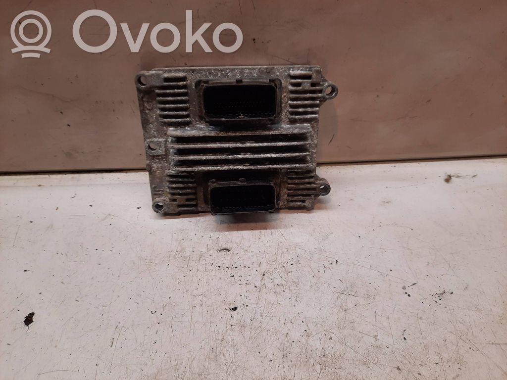 Opel Zafira A Engine control unit/module 