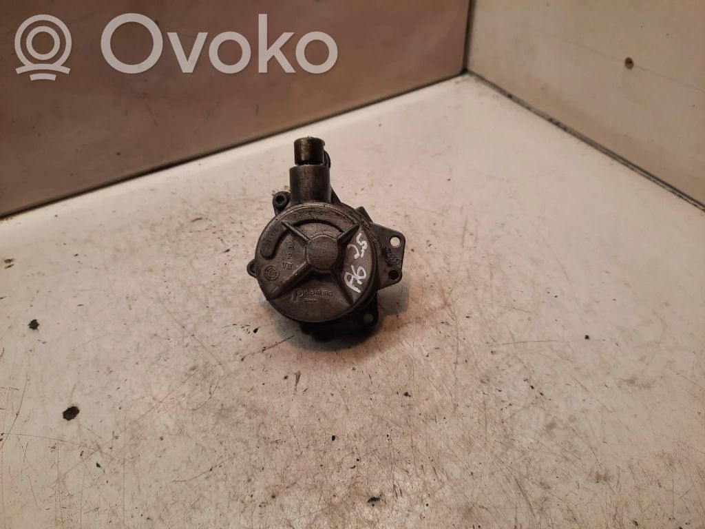 Audi A6 S6 C5 4B Vacuum pump 