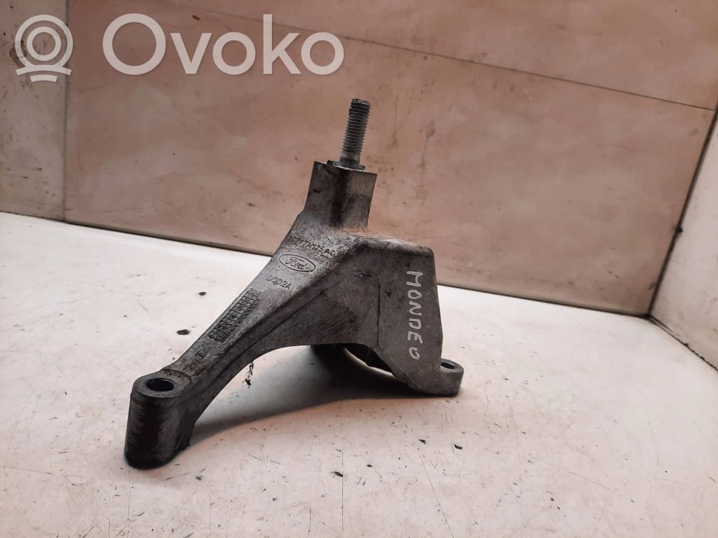 Ford Mondeo Mk III Engine mounting bracket 