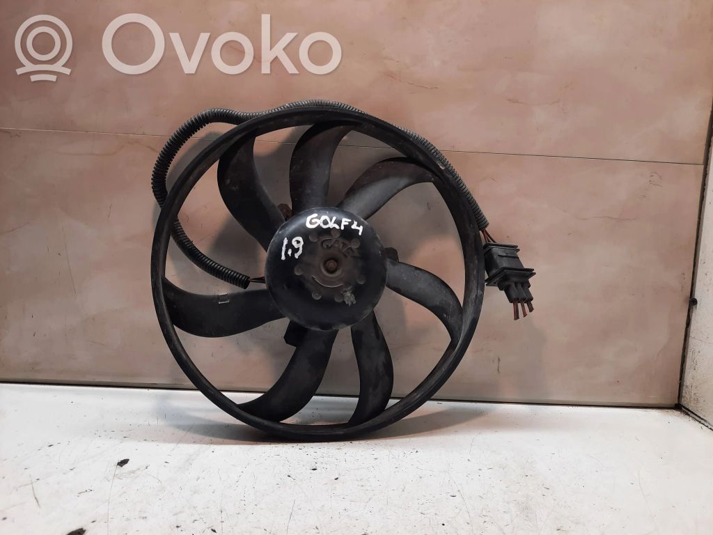 Volkswagen Golf IV Elektrisks radiatoru ventilators 