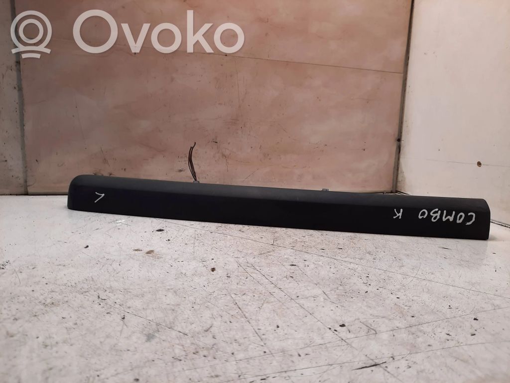 Opel Combo C Galinio dangčio numerio apšvietimo juosta 
