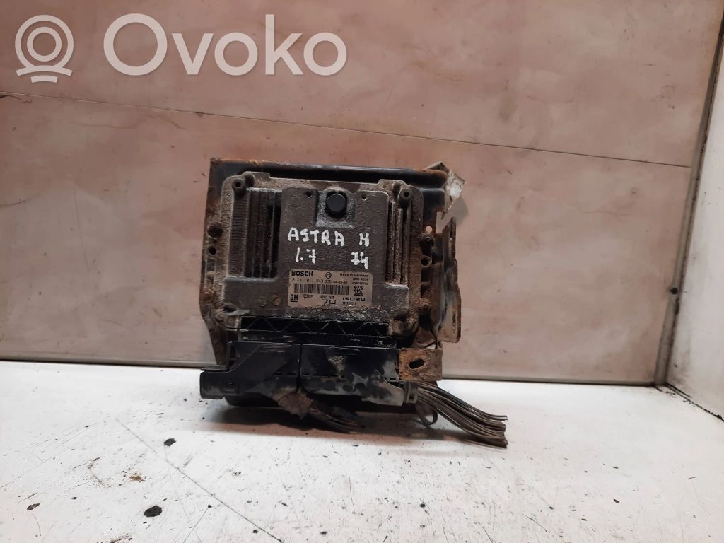 Opel Astra H Engine control unit/module 