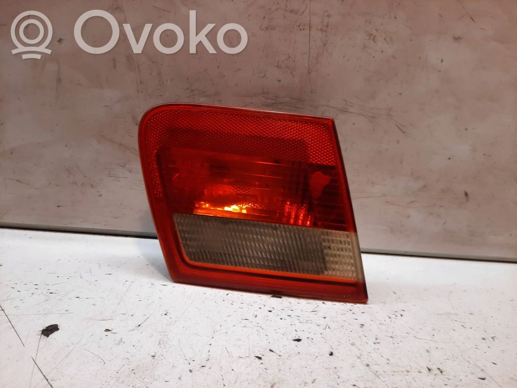BMW 3 E46 Tailgate rear/tail lights 