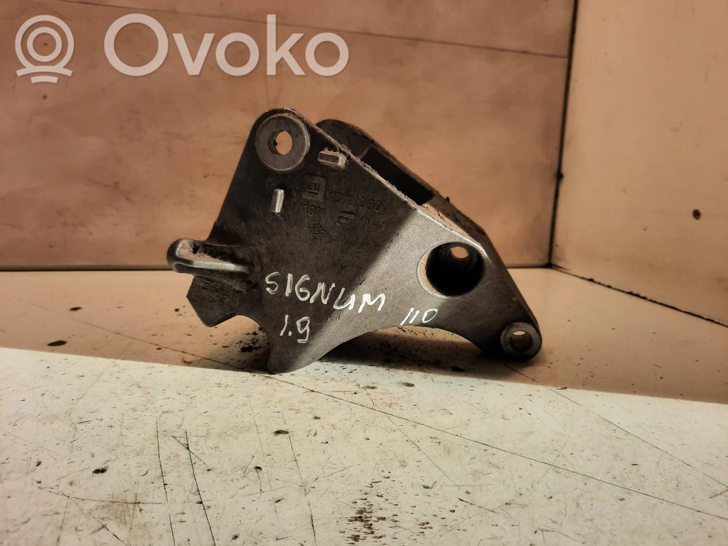 Opel Signum Engine mounting bracket 