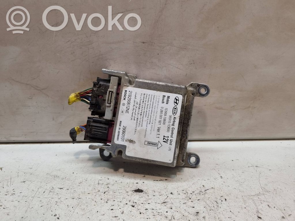 KIA Carens II Airbag control unit/module 