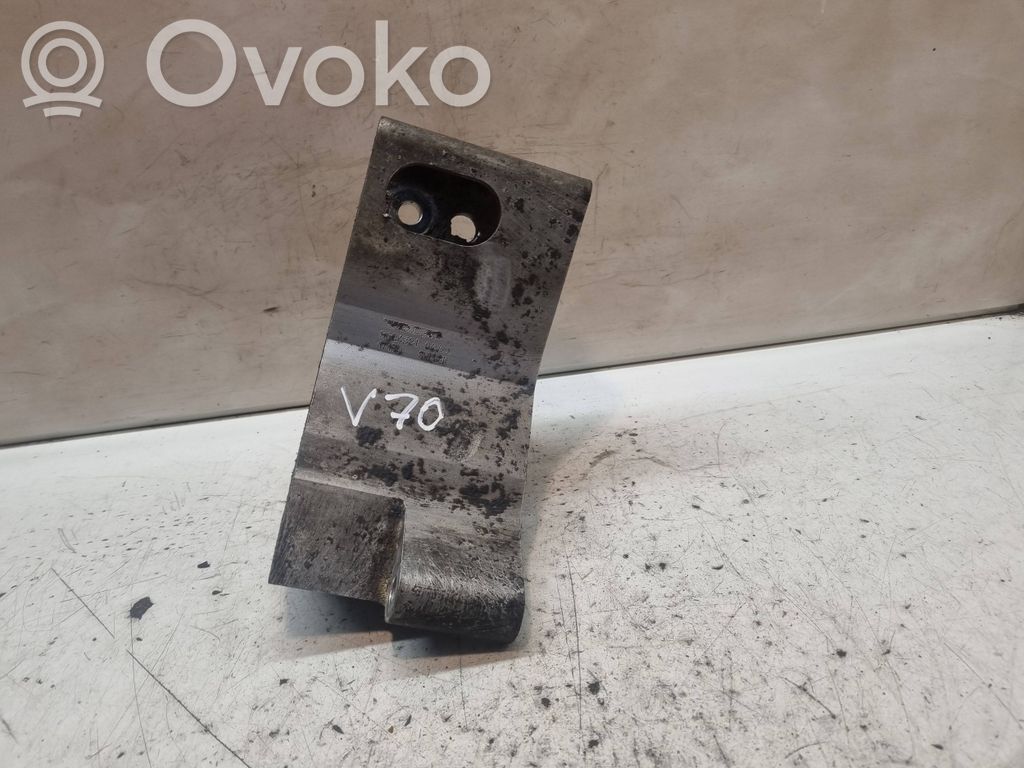 Engine mounting bracket   8684381