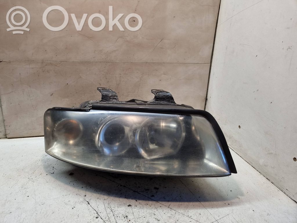 Audi A4 S4 B6 8E 8H Scheinwerfer 