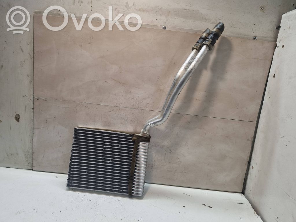 Volvo C30 Pečiuko radiatorius 