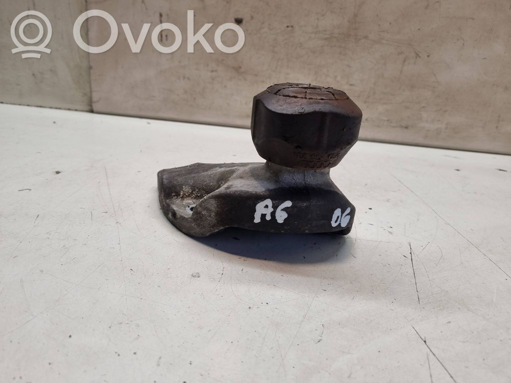 Audi A6 S6 C6 4F Engine mounting bracket 