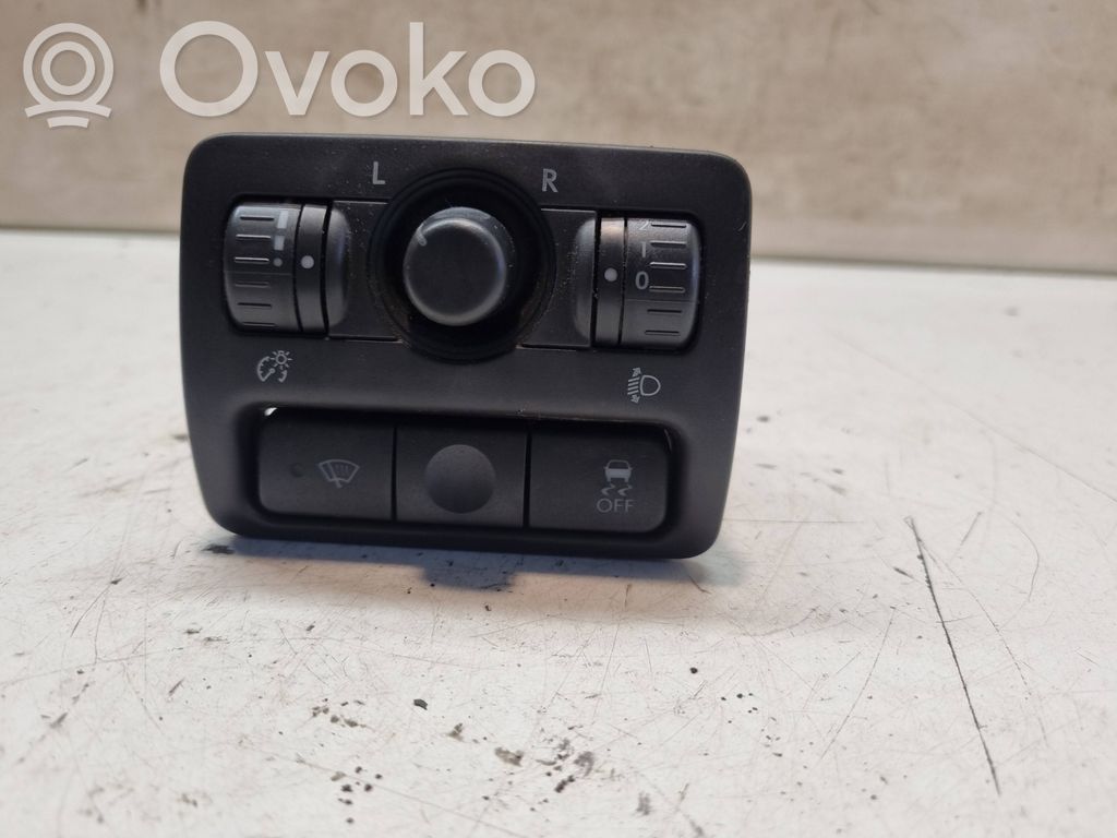 Subaru Outback Wing mirror switch 