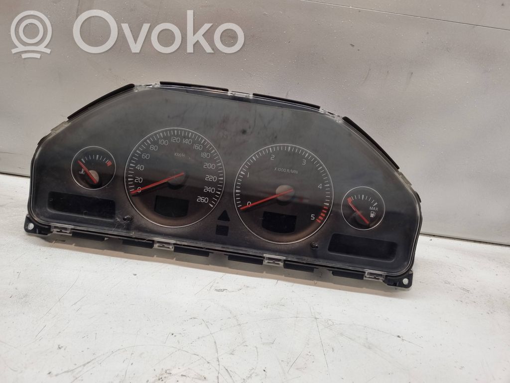 Volvo S60 Speedometer (instrument cluster) 