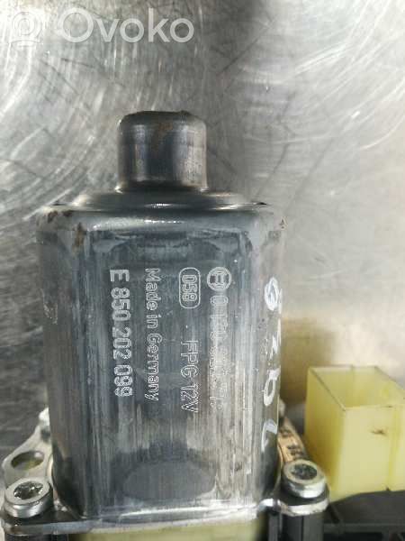 Front door manual window regulator   E850202099,2938