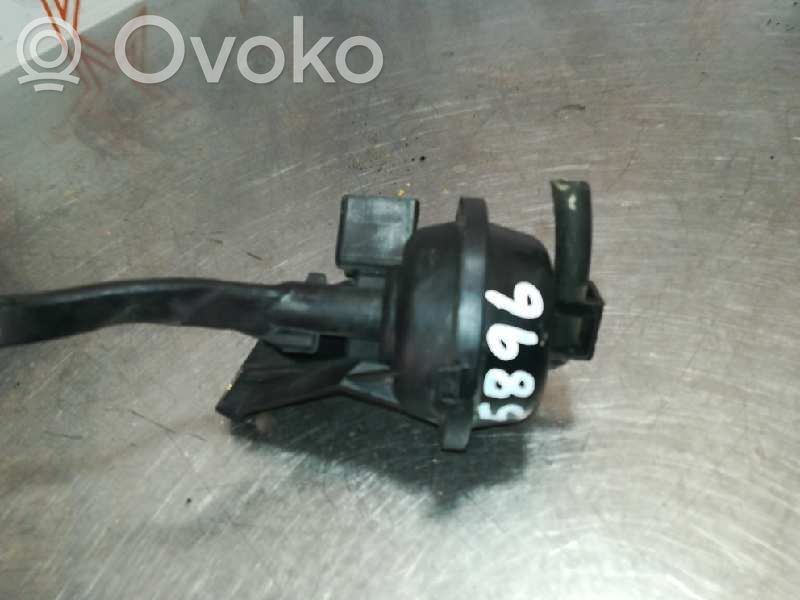 Opel Astra G Pompa powietrza wtórnego 