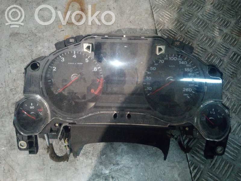 Speedometer (instrument cluster)   4E09210900E,7493