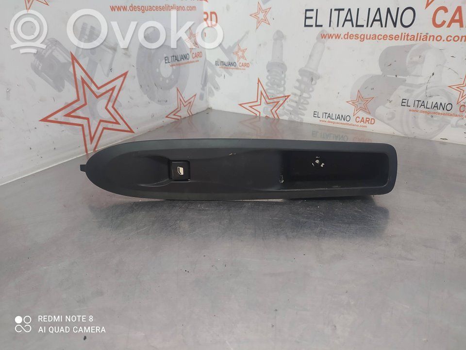 Citroen C4 Grand Picasso Elektrisko logu slēdzis 