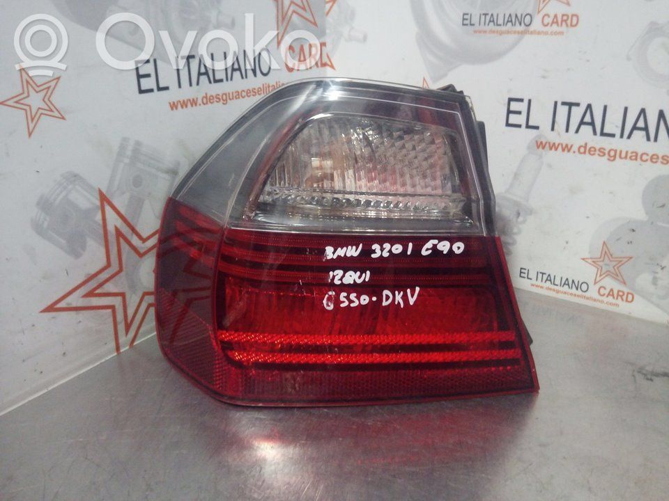Rear/tail lights   E906550DKV