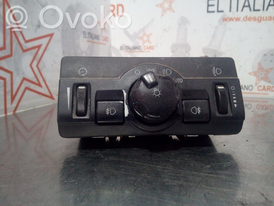 Panel lighting control switch   6G9N13A024,7079