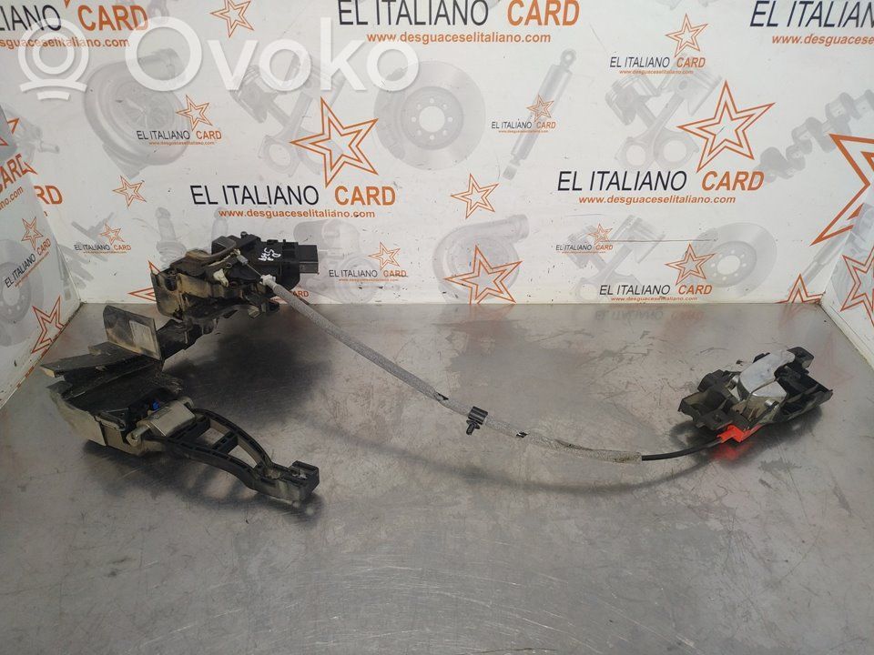 Ford Mondeo Mk III Front door lock 