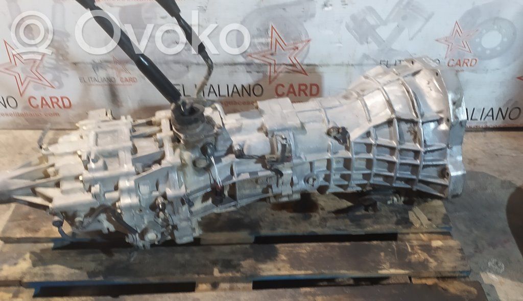 Nissan PickUp Manual 5 speed gearbox 
