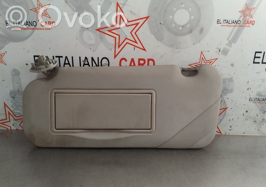 Солнцезащитный козырек   8361