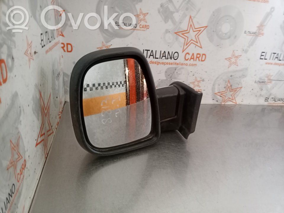 Etuoven sähköinen sivupeili   8813