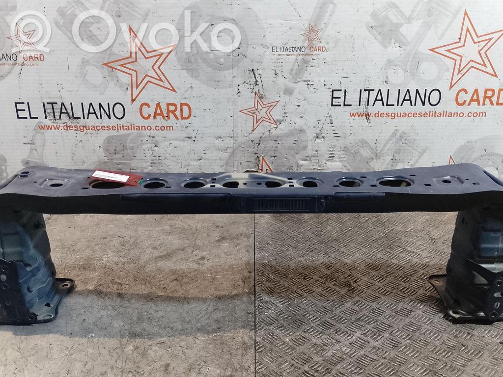 Front bumper mounting bracket