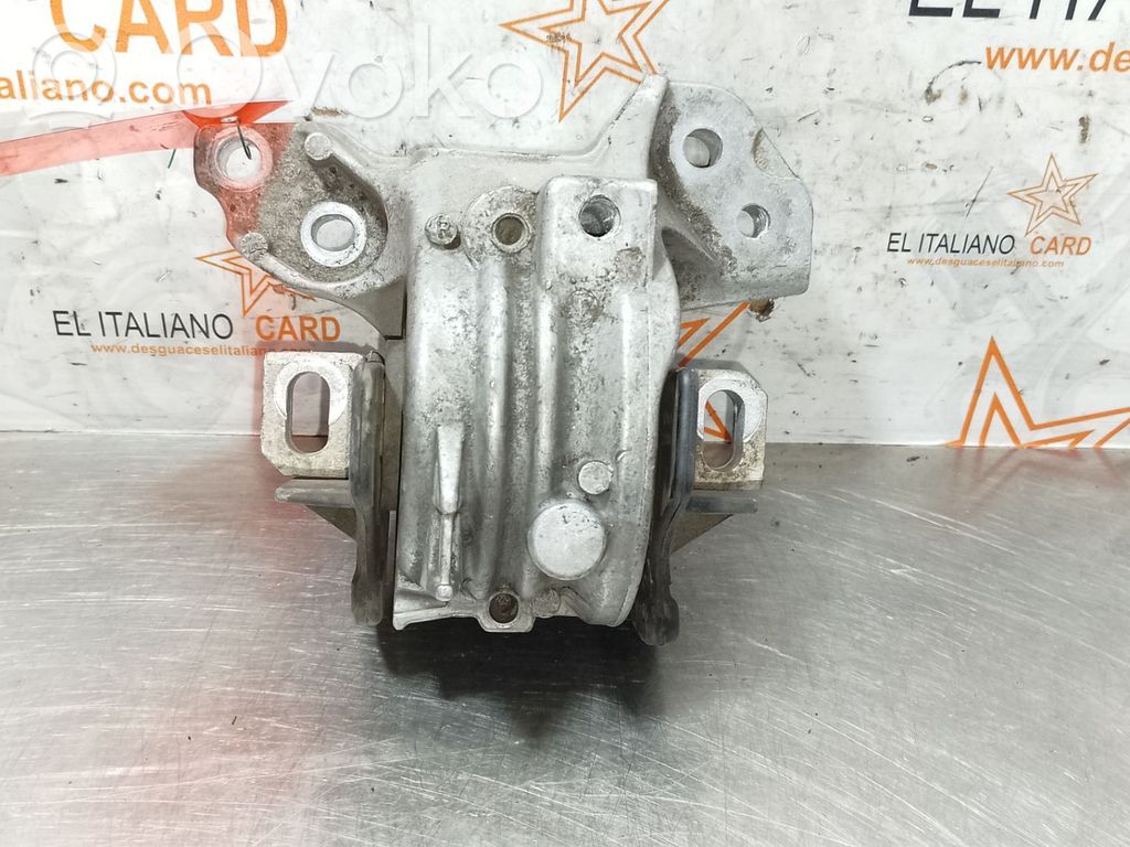 Citroen C6 Engine mount bracket 
