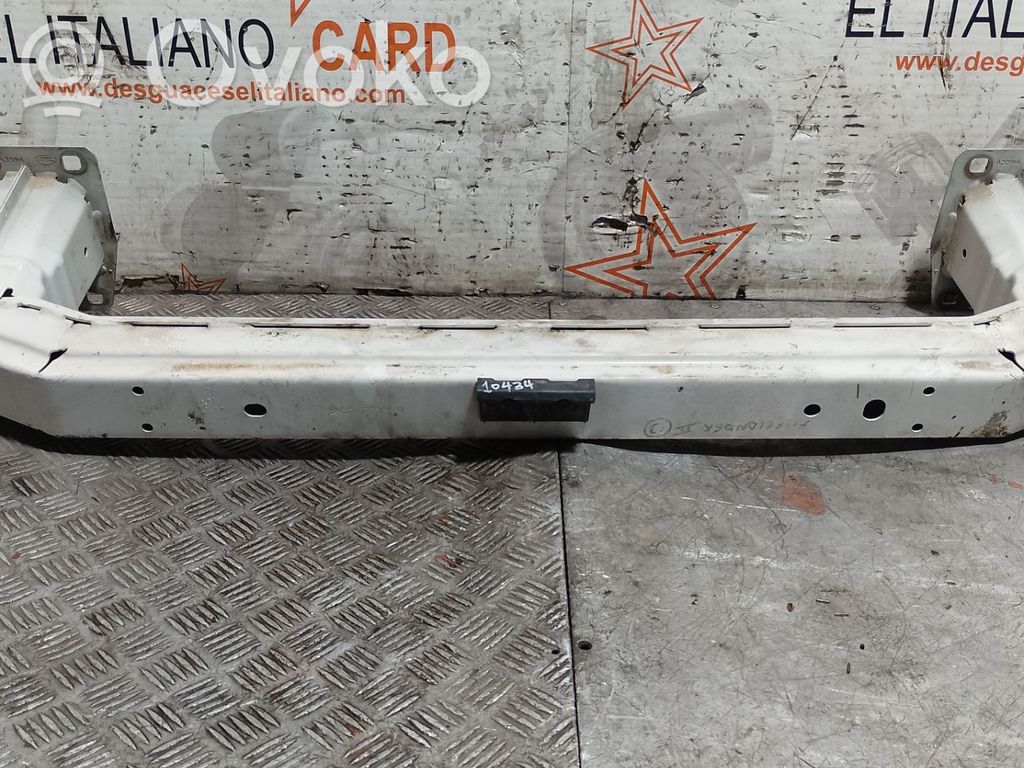 Soporte del parachoques delantero