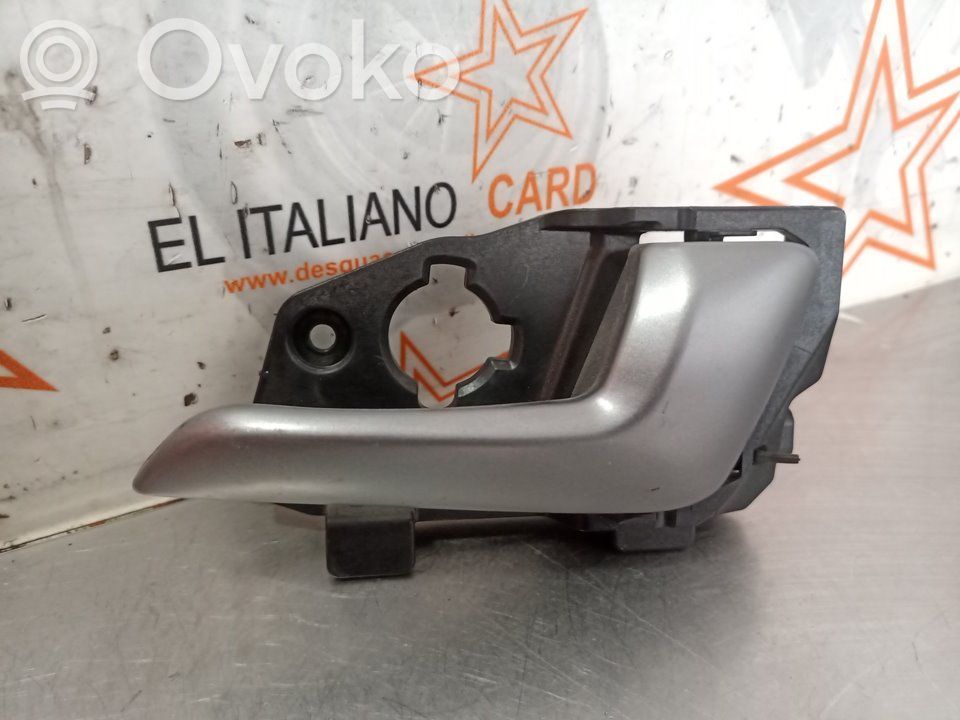 KIA Rio Manecilla interna puerta trasera 