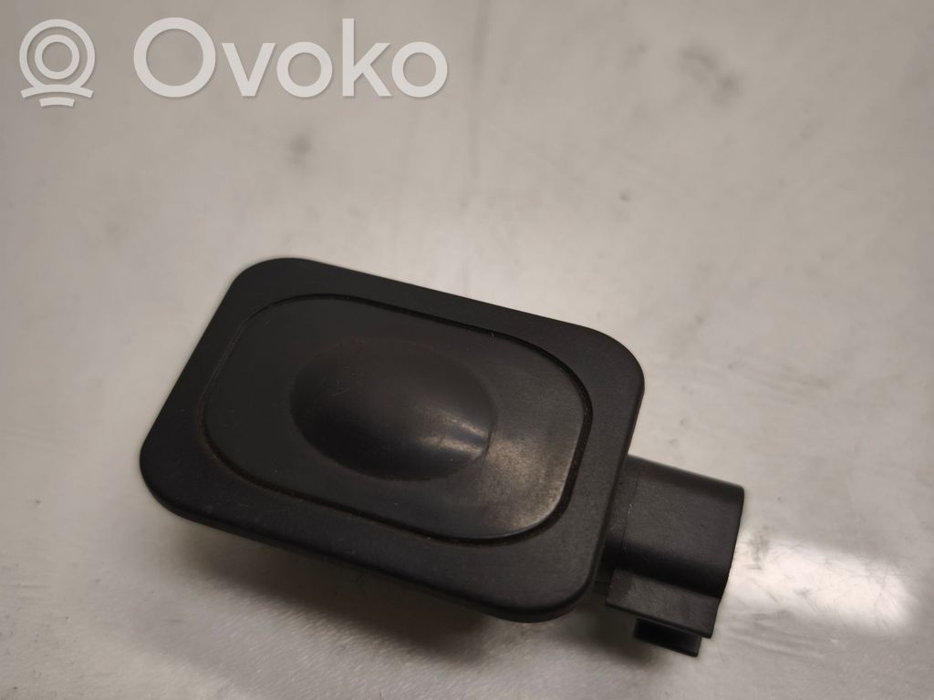 Land Rover Range Rover Velar Tailgate/boot open switch button 