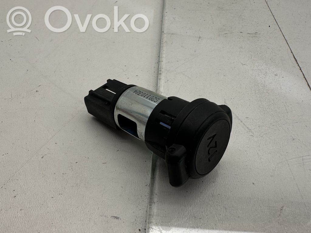 Citroen DS3 12V Steckdose vorne 