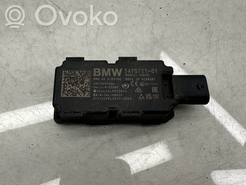 BMW 5 G30 G31 G38 Antenos valdymo blokas 