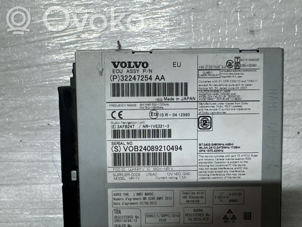 Volvo V40 Radio/CD/DVD/GPS head unit 